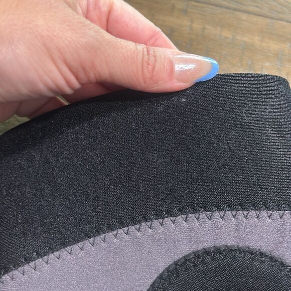 Futuro knee brace - Picture 7 of 9